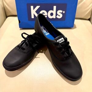 Keds Women’s Never Worn Champion Black Leather Sneaker Size 8 M